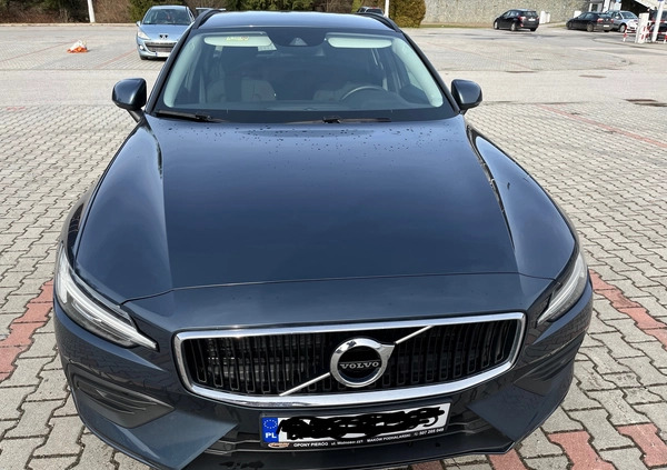 Volvo V60 cena 110000 przebieg: 49950, rok produkcji 2019 z Borne Sulinowo małe 29